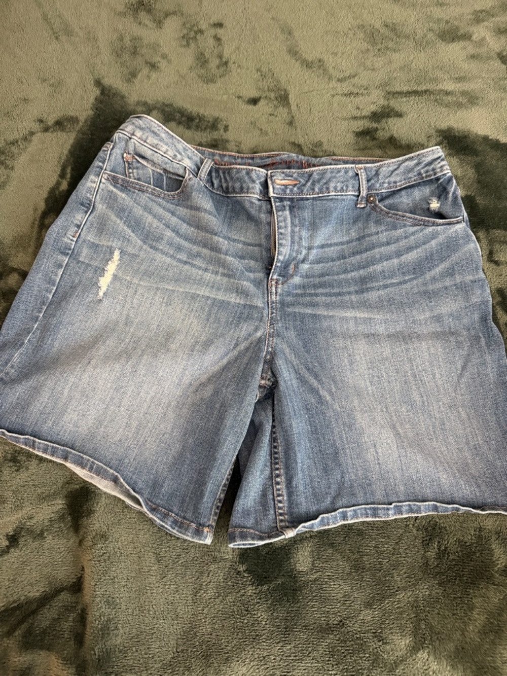 Simply Vera Vera Wang Light Blue Denim Bermudas